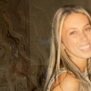 Meet your Posher, Alicia